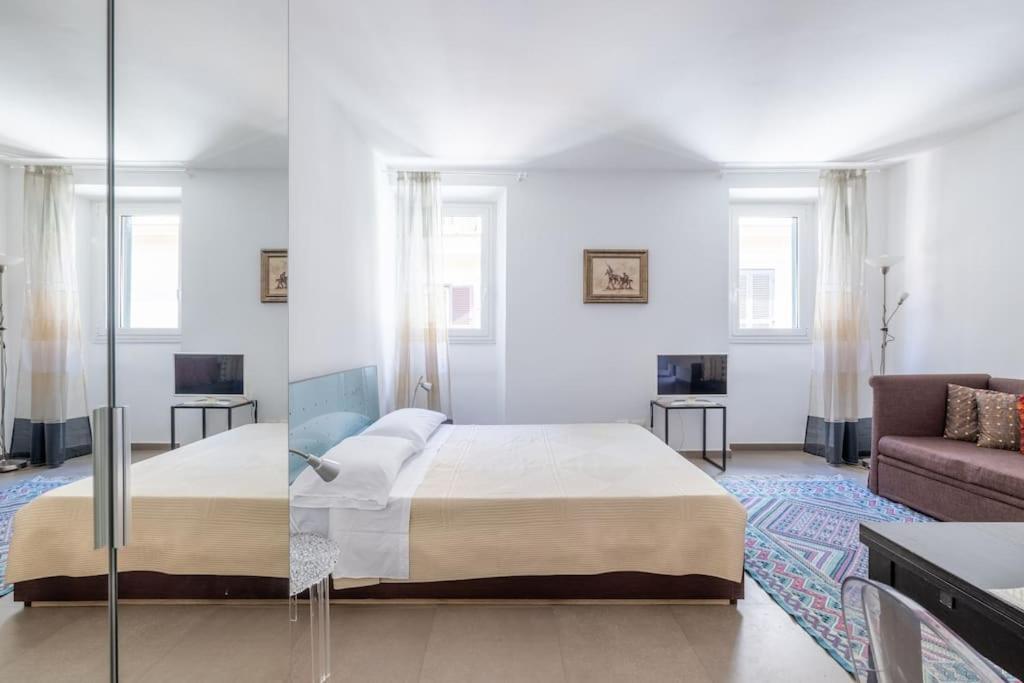 Appartamento Hospitalityrome Monti Leonina With Terrace Esterno foto